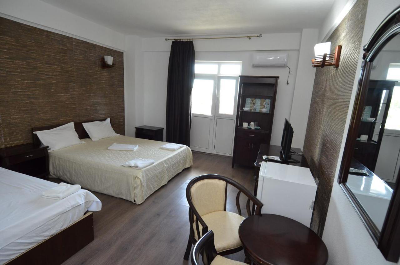 Perla Hotel Costinesti Exterior photo